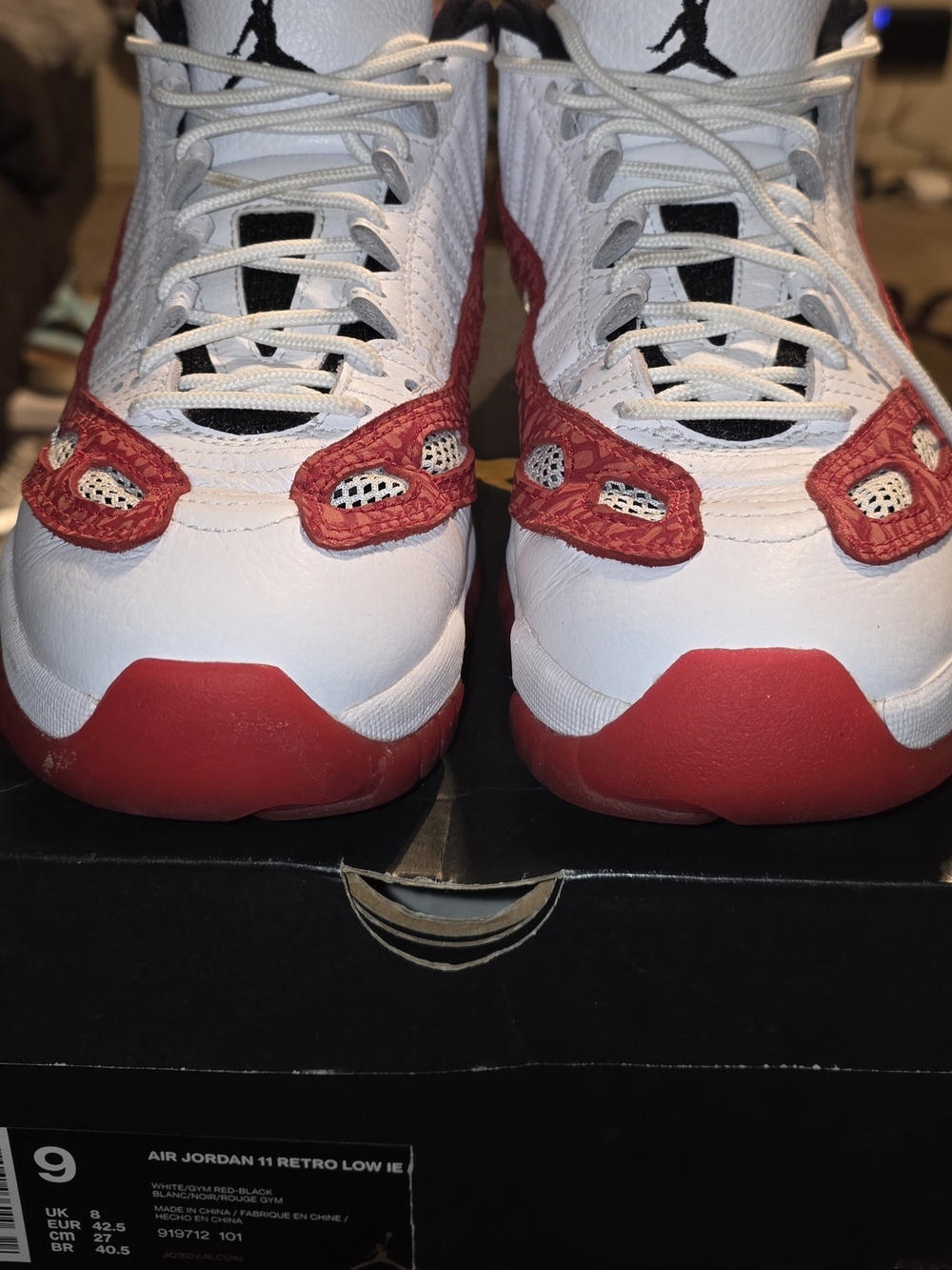 Jordan Kids Basketball Sneakers in White and Red